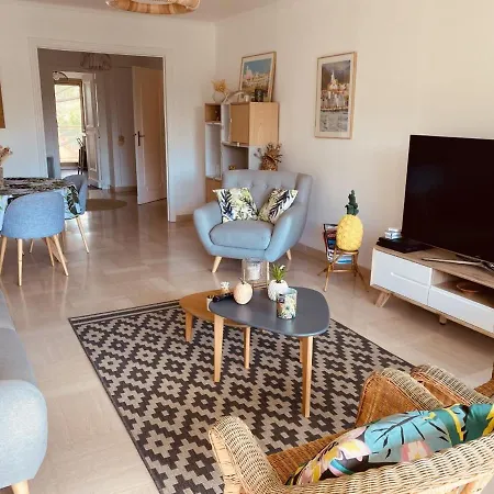 Grand Pin Two Bedrooms