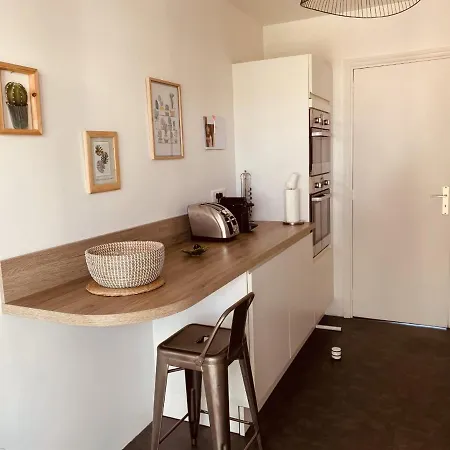 Grand Pin Two Bedrooms *