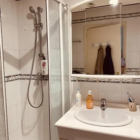 Grand Pin Two Bedrooms *